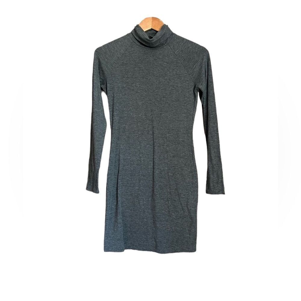 3 for $30!  Forever 21 grey long sleeve dress with‎ turtle neck.
